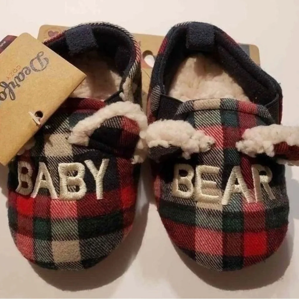 Dearfoams Baby 9-12 mos Plaid Slippers - Red, Black, and White